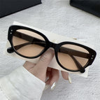 Black frame champagne slices