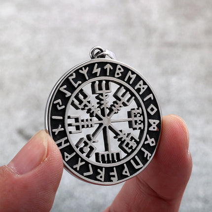 Nordic Retro Stainless Steel Pendant Suitable for Men and Women Viking Double-Sided Compass Necklace