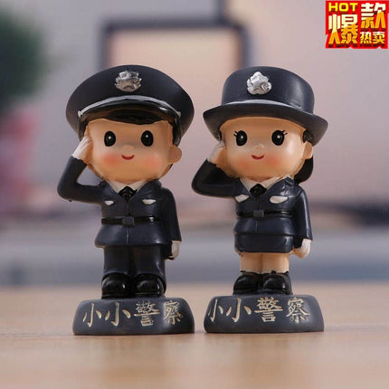 Resin Crafts Small Police Officer Exquisite 3D Figurine Decoration Special Forces Car Dashboard Ornament