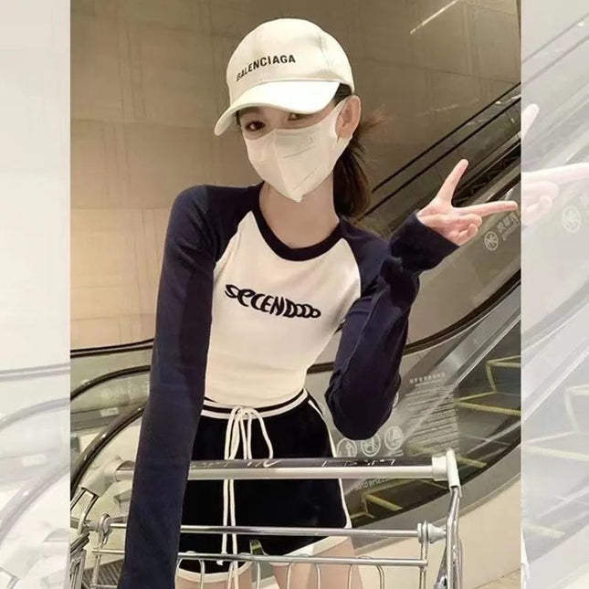 Women's Long-Sleeve T-Shirt with Regular Shoulders, 2026 Autumn New Style, Color-Blocking, Slim-Fit, Short Top, Autumn Trend