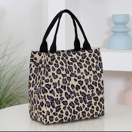 Summer new fashion handbag large capacity cartoon animation printing shoulder bag office workers lunch box bag wholesale