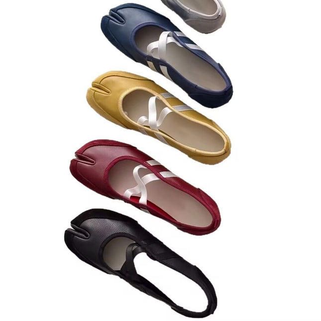 Pointed Toe Shoes Women's New 2025 Pig's Trotter Cross Horseshoe Shoes Red Casual Belt Flat Shoes Mary Jane
