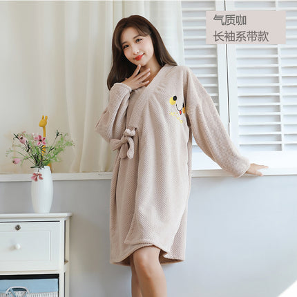 Women's bath towel can be worn and wrapped soft absorbent thick long sleeve lace-up bathrobe beauty salon home wear internet celebrity bathrobe
