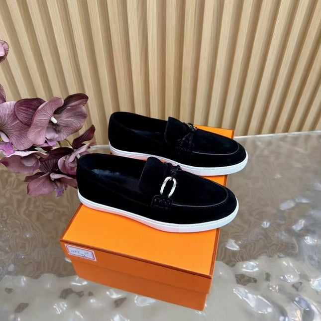 High-End Version of 2025 Autumn and Winter New Style Genuine Leather Metal Buckle Flats-Soled Men's and Women's Same Style Slip-On Lazy Loafers