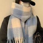 Blue and white plaid thickening