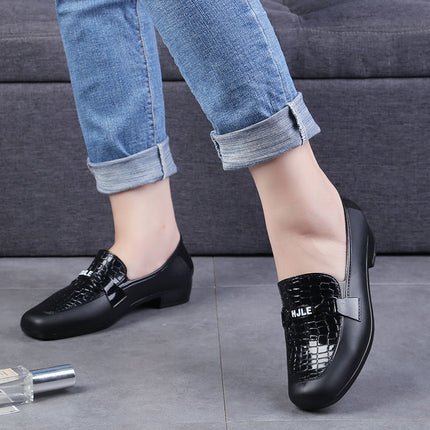 Low-cut Rain Shoes Women's Fashion Adult Non-slip Waterproof Shallow Mouth Rain Boots Kitchen Cleaning Low-cut Water Shoes Glue Boot Set