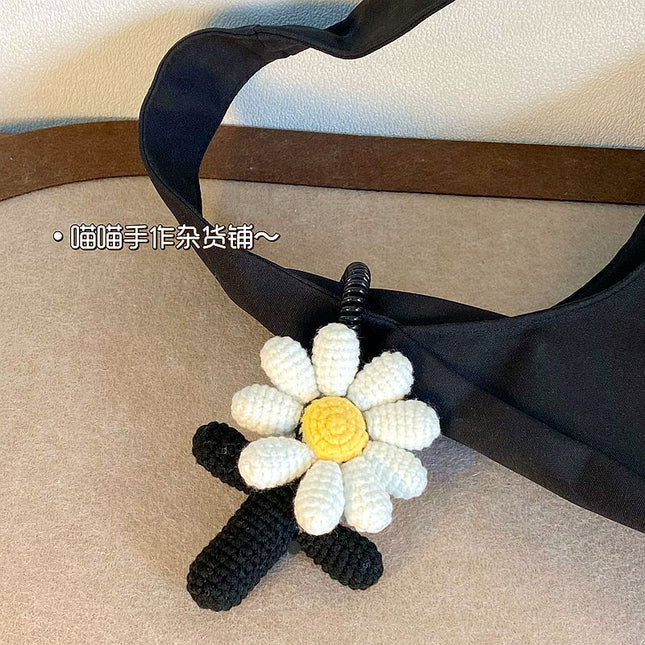 Diy Quan Zhilong Little Daisy Aid Stick Concert Pendant Handmade Crochet Star Peripheral Finished Key Chain