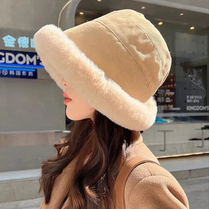Autumn and Winter Fur Bucket Cap Women's Ear Protection Warm Cycling Lei Feng Cap Japanese Big Head Wai Face Small Mongolian Cap