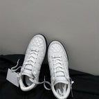 White / 35