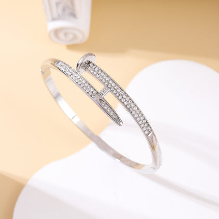 Personalized Fashionable Nail Bracelet for Women, High-End, Versatile Zinc Alloy Light Luxury Full Diamond Bracelet, Simple Buckle Bracelet