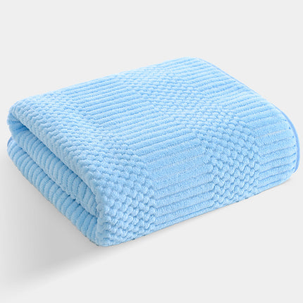 Coral Fleece Wide Auspicious Pineapple Pig Increase Bath Towel Soft Absorbent Hair-free Beach Towel Quick-drying Bath Towel