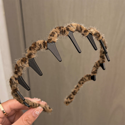 Plush Leopard Print Headband for Women, Autumn Hair Accessory for Tidying up Stray Hair, High Cranial Headband, Hair Clip, Hair Accessory, Korean Style Headband