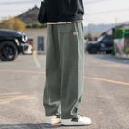 Green / M