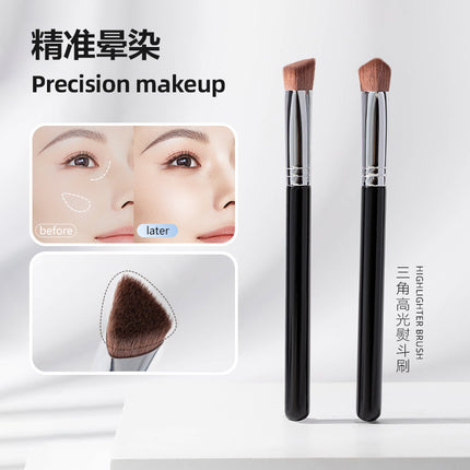 Cangzhou Makeup Brush, Oblique Triangle Iron, Highlight Brush to Brighten Tear Troughs, Middle Nasolabial Folds Brush, Eye Head Traceless Concealer Brush