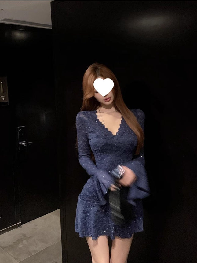 Pure Desire Sexy V Neck Trumpet Long-Sleeved Waist Slimming Look Heavy Lace Dress with Suspender Bottoming Set