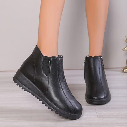 Cross-Border Export Large Size Snow Boots for Middle-Aged and Elderly Soft Leather Boots with Zipper and Velvet Thick Sole Warm Wedge Short Boots Mom Boots