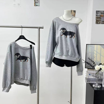Yuxiao Xiaoyun's Same Style American Retro Pearl Dachshund Dog Slanted Shoulder Loose Casual Round Neck Printed Sweatshirt for Women