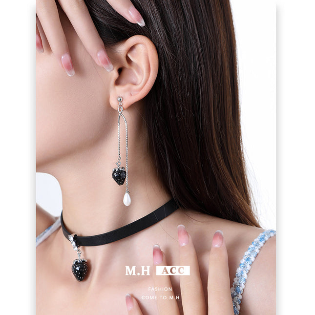 New Arrival Dripping Oil Strawberry Earrings Pendant Fashion Pastoral Style 925 Silver Pin Earrings Advanced Light Luxury Girlfriend Earrings