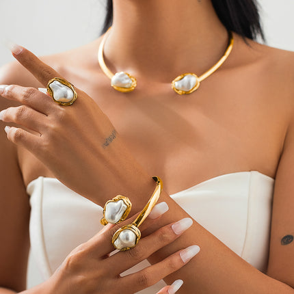 European and American Cross-border Jewelry French Baroque Special-shaped Pearl Necklace Retro Niche Alloy Clavicle Chain suit