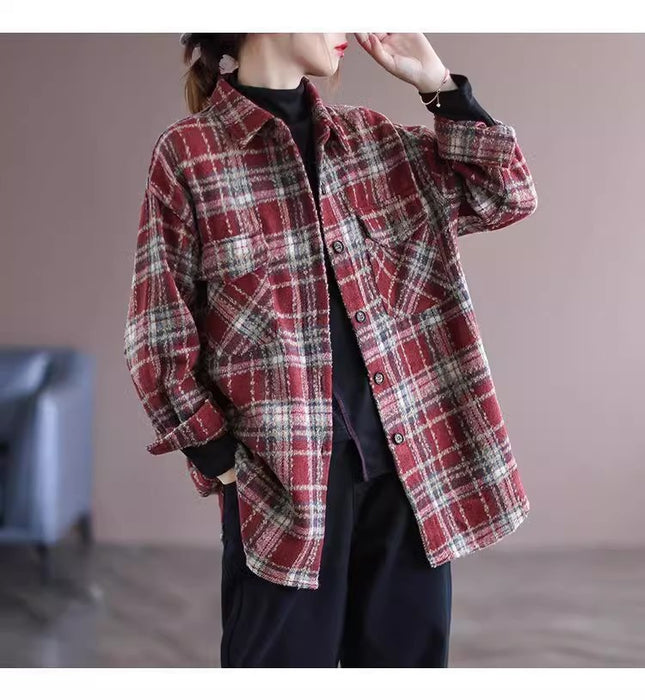 Autumn 2024 New Plaid Shirt Women's Loose Retro Thickened Scrub Shirt Jacket Design Niche Top