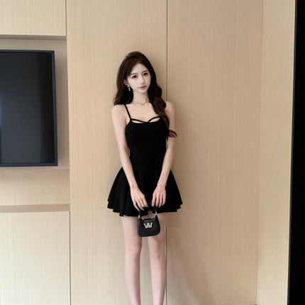 Nightclub 9170 Sexy Didi Small Black Dress Tight Waist Slimming Large Sling Sling dress Low-cut Foot Bath Overalls for Women