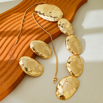 Retro fashion creative Joker niche oval metal earrings necklace suit suitable for women daily wear,