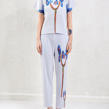 Fashion Pleated Suit for Women, Summer New Style, Age-Reducing Round Neck Top, Nine-Point Pants, High-End Casual Two-Piece Set