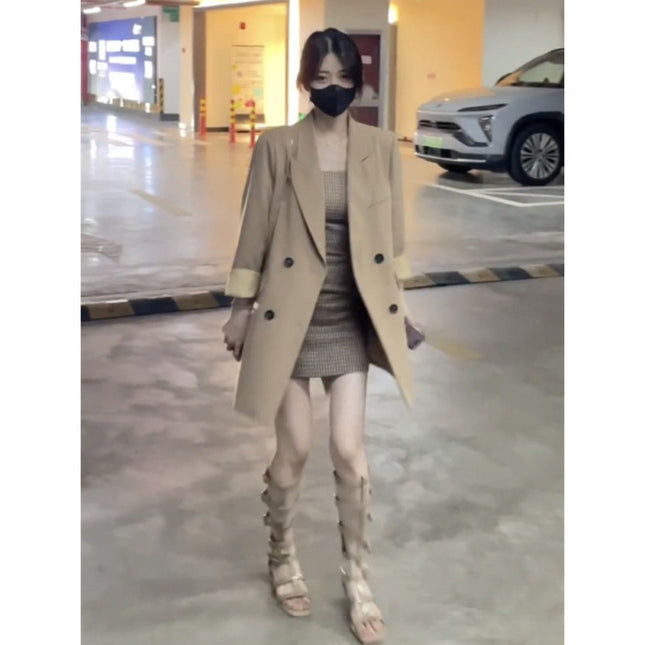 plus size spring and autumn slightly fat girl fried street feeling slim wearing a meat-covered plaid suspender skirt suit two-piece dress