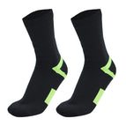 Black and green stitching / Xs (size 33-36)