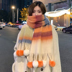 Striped gradient hair ball-beige hair ball