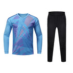 Blue top + black trousers / 20 yards