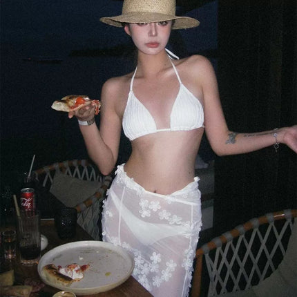 Pure Lust Style Moonlight Beauty White Three-Point Bikini Split Swimsuit with Stereo Flower Lace Fairy Dress