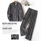 Male—dark gray star / M