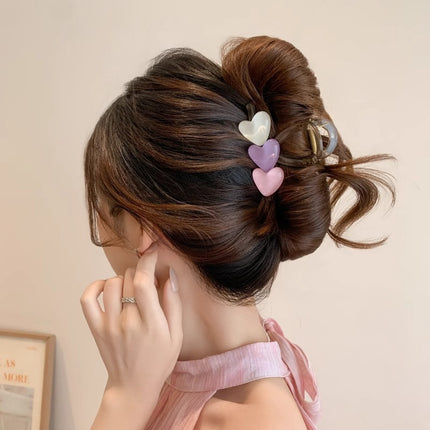 2025 New Style Hair Claw Clip for Women, Large Size for Thick Hair, Hairpin for the Back of the Head, Shark Clip, Versatile Heart-Shaped Hair Accessory