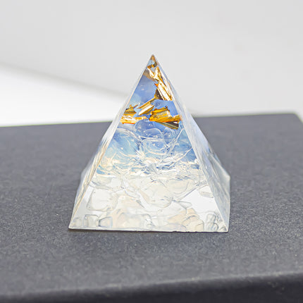 Foreign Trade Amazon Natural Crystal Gravel Glue 3cm Pyramid Home Office Desk Decoration Ornaments Raw Ore