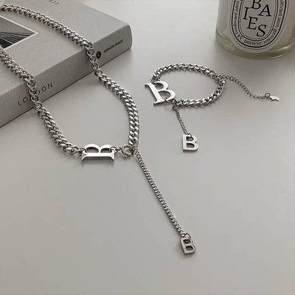 B Letter Necklace for Women, Summer Non-Fading Sweater Chain, 2022 New Trendy Hip-Hop Minimalist Style Clavicle Chain