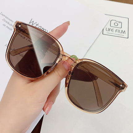 Cross-border new anti-ultraviolet foldable second-generation sunglasses women's ultra-light pocket large-frame sunglasses a generation of 25