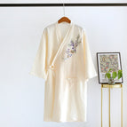 beige crepe robe / M
