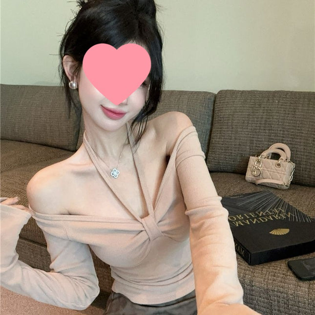 Socialite Style Pure Desire Sexy Halter Neck Long-Sleeve Shirt for Women, Autumn and Winter Base Layer, Slim-Fit Design, Short Top
