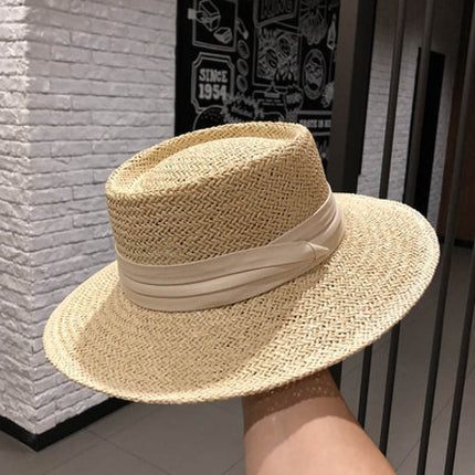 [Great Value] French Style Socialite Flat Top Hat 2025 New Summer Elegant Pearl String Sunshade Woven Straw Hat