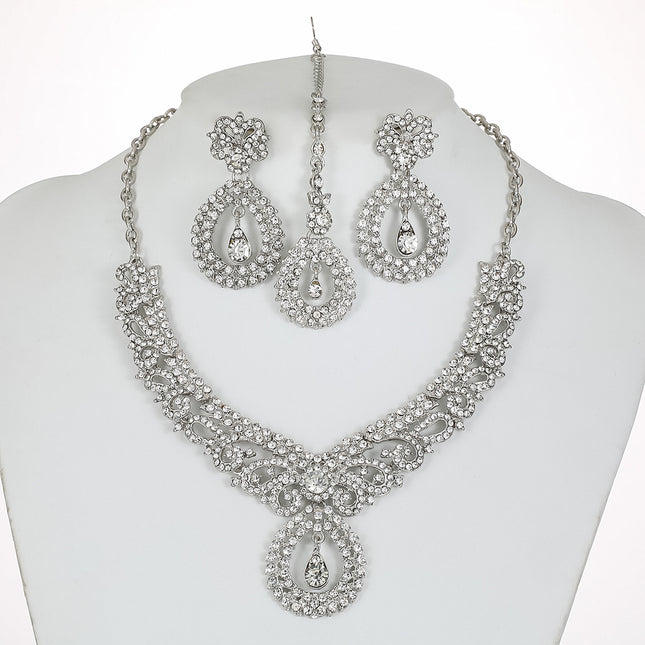 European and American Accessories Exaggerated Retro Necklace Set Women's Luxury Crystal Banquet Dress Accessories Clavicle Chain Three-Piece Set