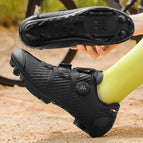 2029 black mountain lock shoes / 36