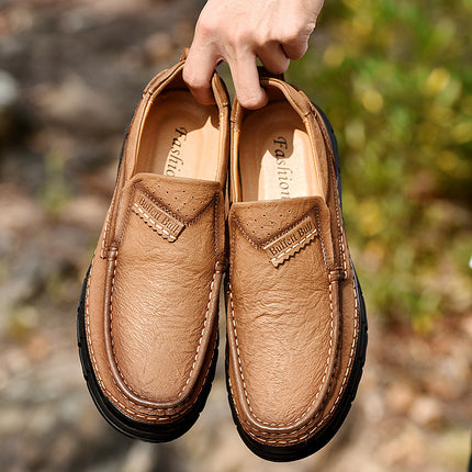 Leather Shoes Men's 2025 New Handmade Genuine Leather Men's Shoes Outdoor Mountaineering Slip-on Non-slip Casual Shoes Dad's Shoes