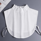 Pleated collar