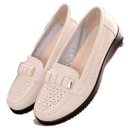 Mom's Shoes 2025 Summer Middle-Aged Leather Shoes Flat Shoes Cloth Shoes Women's Middle-Aged and Elderly Sandals