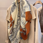 Palace Horse [Caramel]] / 135*135cm