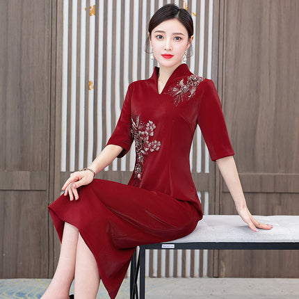 Xi mother-in-law wedding dress wine red dress 2023 autumn new fashion elegant retro slim embroidered dress