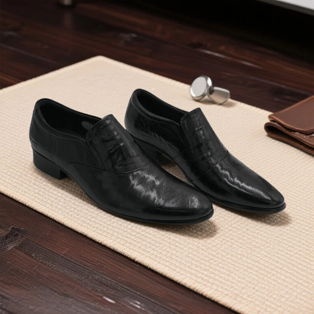 Men's Shoes 2025 Summer New Men's Low-Heeled High-End Casual Leather Shoes Soft-Soled Black Slip-On Shoes