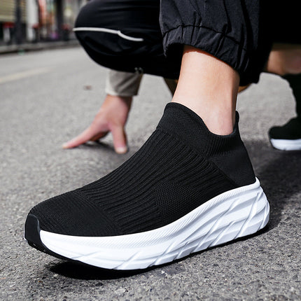 Jinjiang Cross-border New Lightweight Mesh Breathable Casual Shoes Ultra-light Soft Bottom sneaker Slip-on Walking Shoes for Men