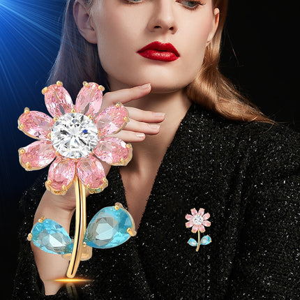 Clear and Cute Pink and Blue Zirconium Flower Brooch, Shiny Niche Exquisite Corsage, Anti-Exposure Fixed Clothing Pin Accessories